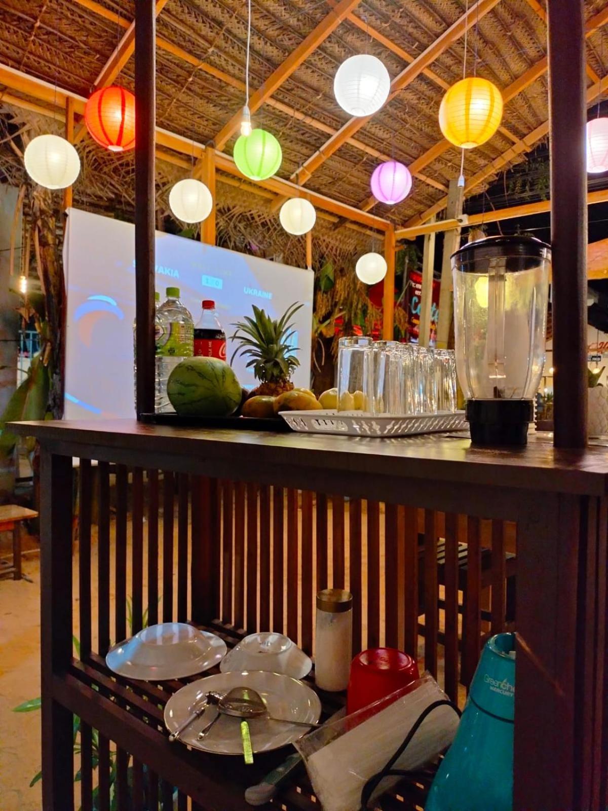 Costels Arugambay Hostel Arugam Bay Buitenkant foto