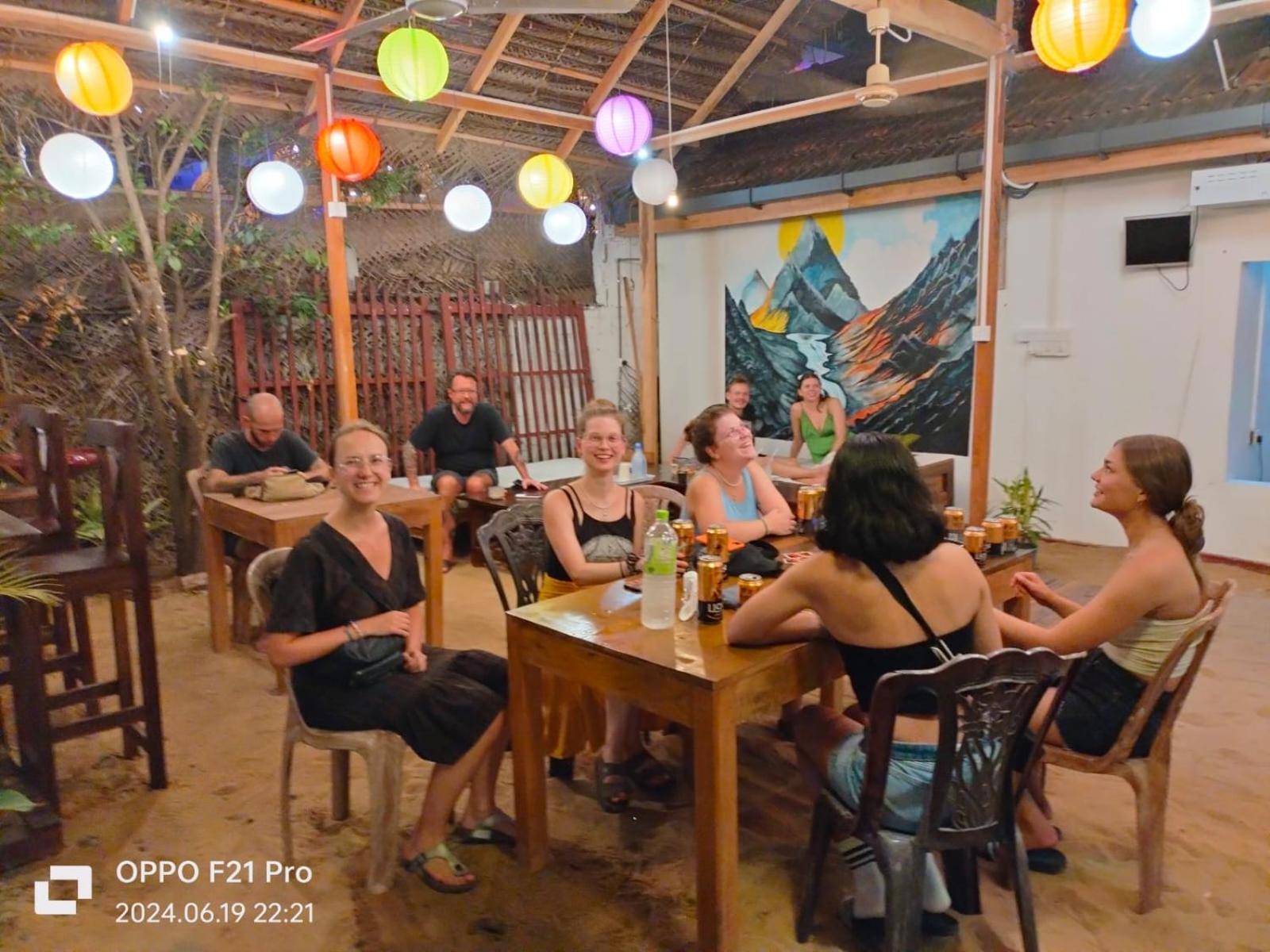 Costels Arugambay Hostel Arugam Bay Buitenkant foto